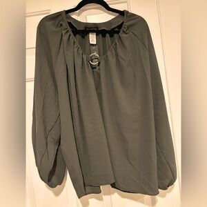 NWT Ariella Women's Elegant Gray / Green Blouse